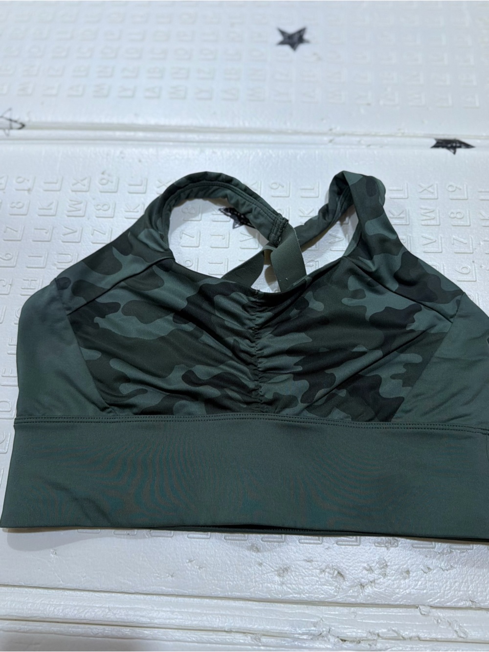 Women’s Green Camo sport bra M